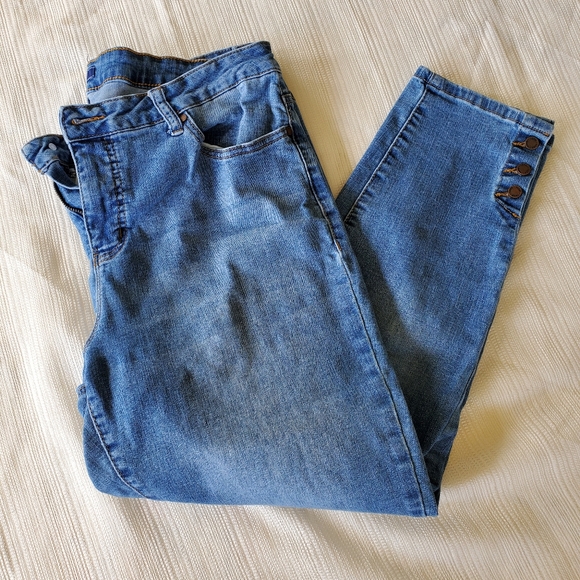 Izod | Jeans | Womens Izod Jeans | Poshmark